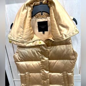 Talbots Gold Lame’ vest. GUC . Size PS. This vest is so cute.